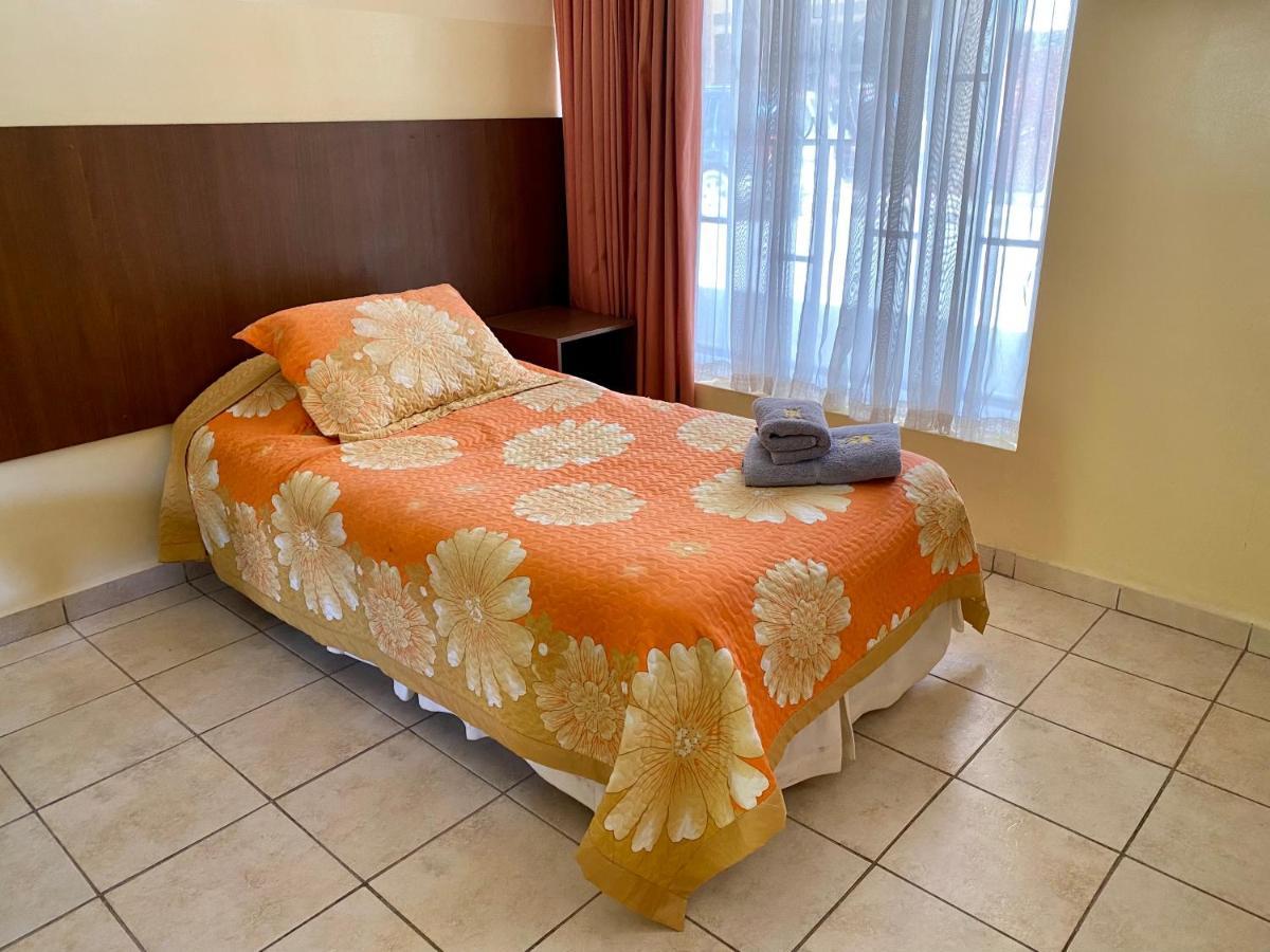 Hotel Mitru Tupiza Extérieur photo